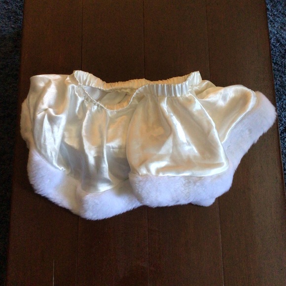 Santa’s lady late night lengerie set - Picture 2 of 8